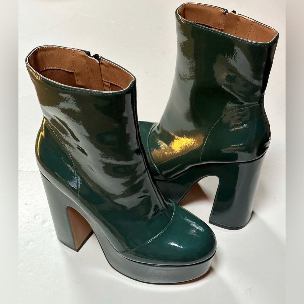 NEW Jessica Simpson Platform Bootie